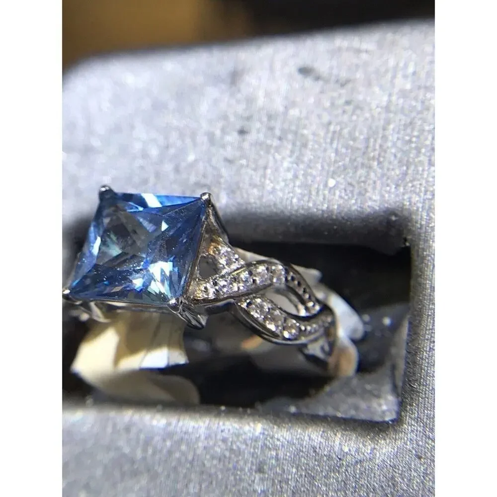 Robson Jewelers Ring Sz5 Square Blue CZ Silver 925 (All Stones Simulated) Pretty